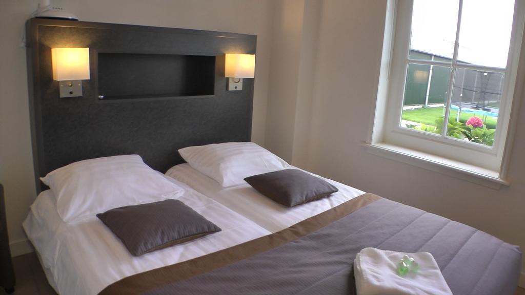 Bed And Breakfast Hoeve Chapeau Katwoude Ruang foto