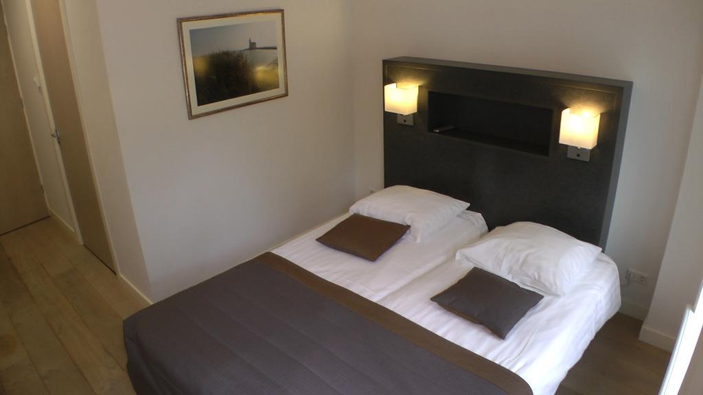 Bed And Breakfast Hoeve Chapeau Katwoude Ruang foto